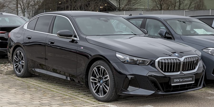 BMW i5