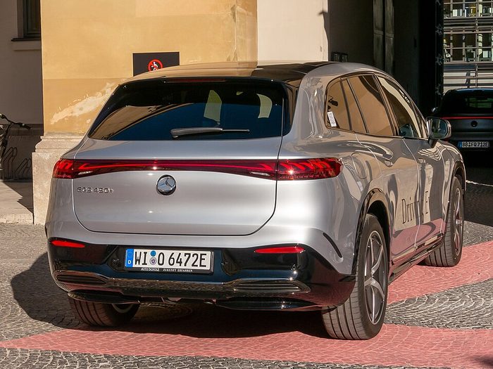 Mercedes-Benz EQS