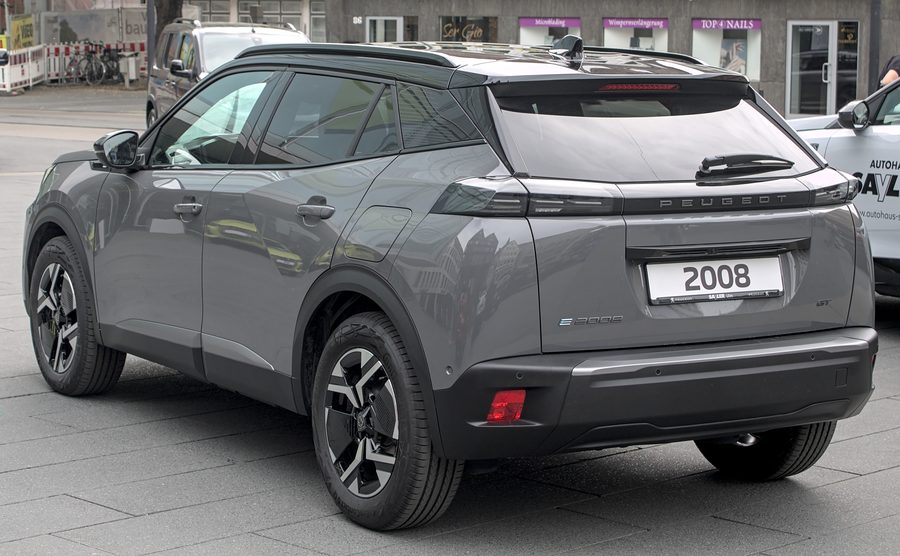 Peugeot e-2008