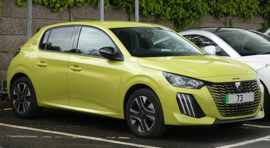 Peugeot e-208