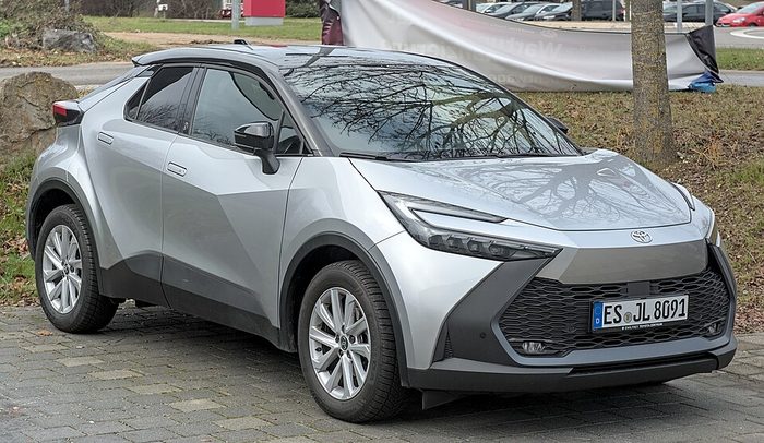 Toyota C-HR+
